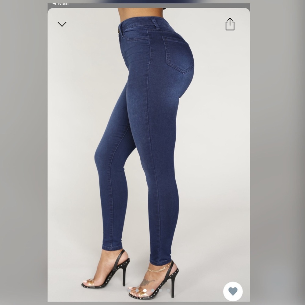 Fashion Nova Brand new Jeans size 7